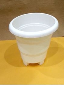 Picture of Plastic Pots with Legs